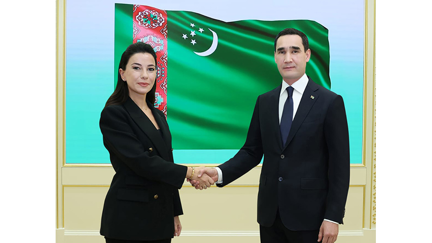 Mariami Kwriwischwili trifft den Präsidenten Turkmenistans Serdar Berdimuhamedow