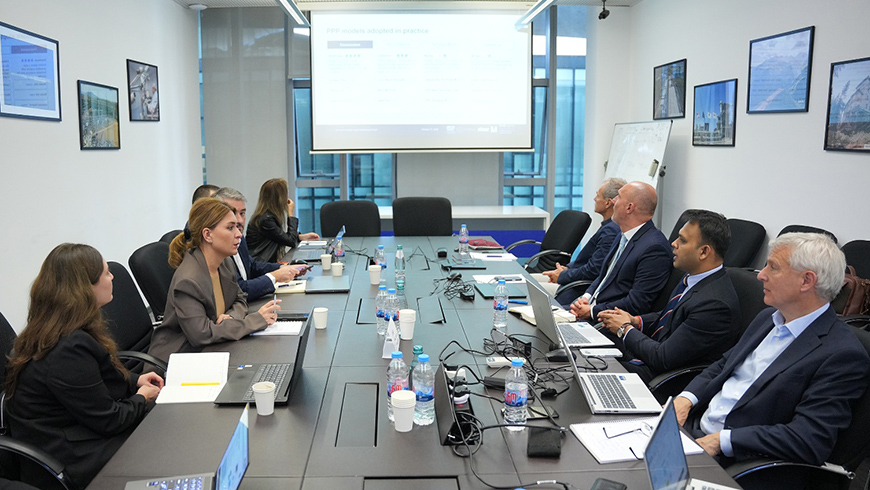 Tamara Ioseliani trifft Vertreter des Beratungsunternehmens amd.sigma strategic airport development GmbH